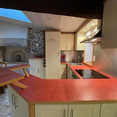 Gîte Saint-Michel-Mont-Mercure, 3 pièces, 4 personnes - FR-1-426-249 Sevremont Esterno foto